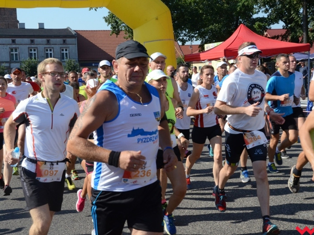 Kazimierzowcy skąpani w słońcu (galeria)