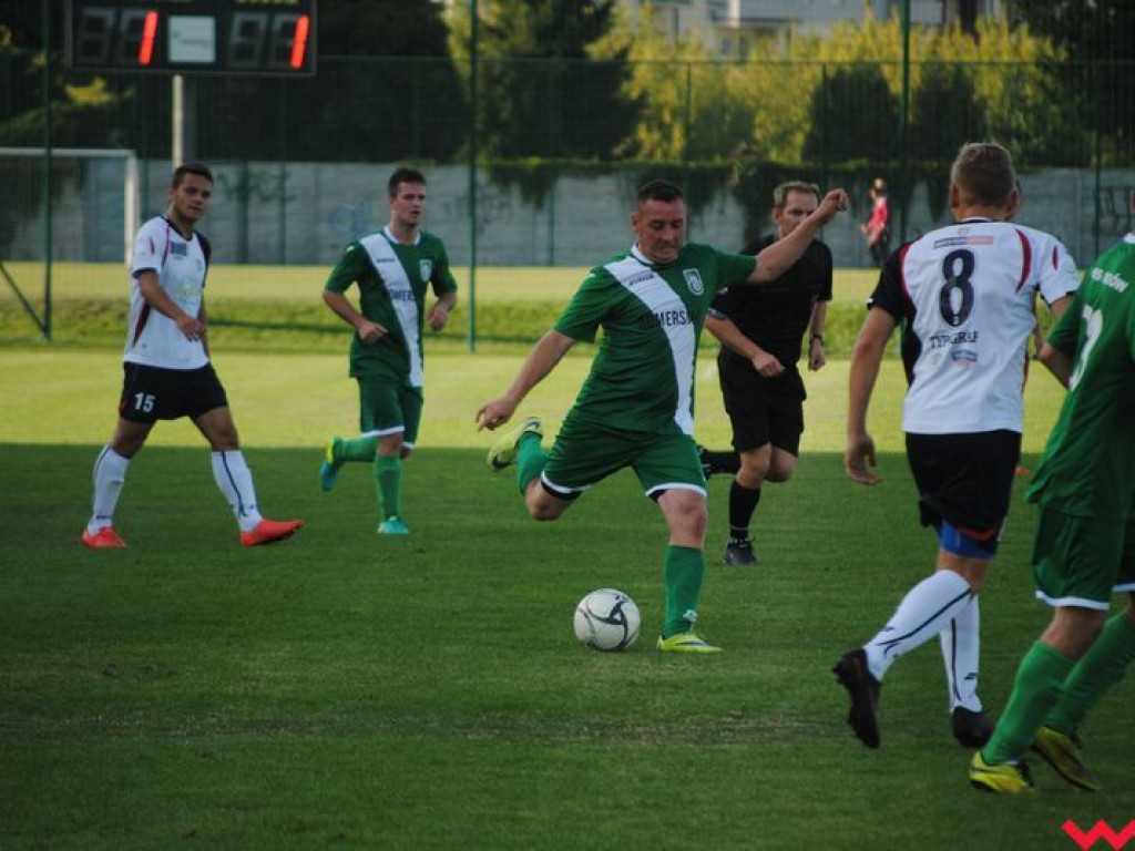 Pierwsze zwycięstwo rezerw Victorii (galeria)