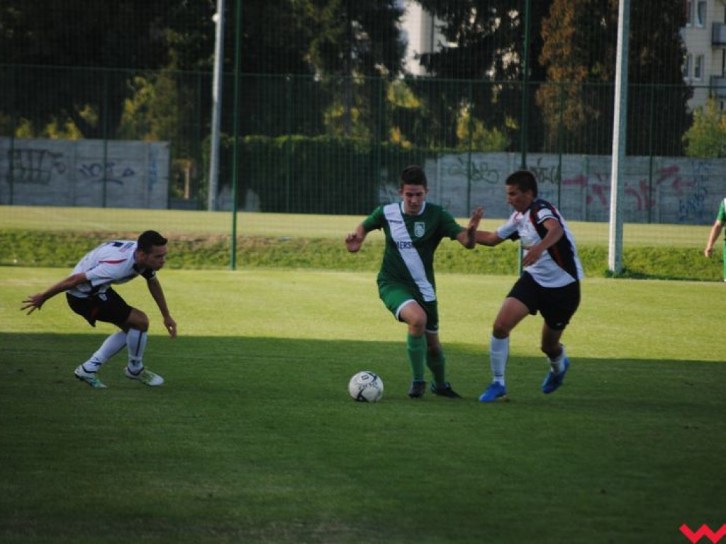 Pierwsze zwycięstwo rezerw Victorii (galeria)