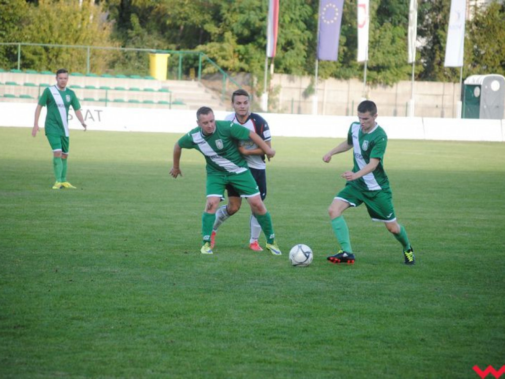 Pierwsze zwycięstwo rezerw Victorii (galeria)