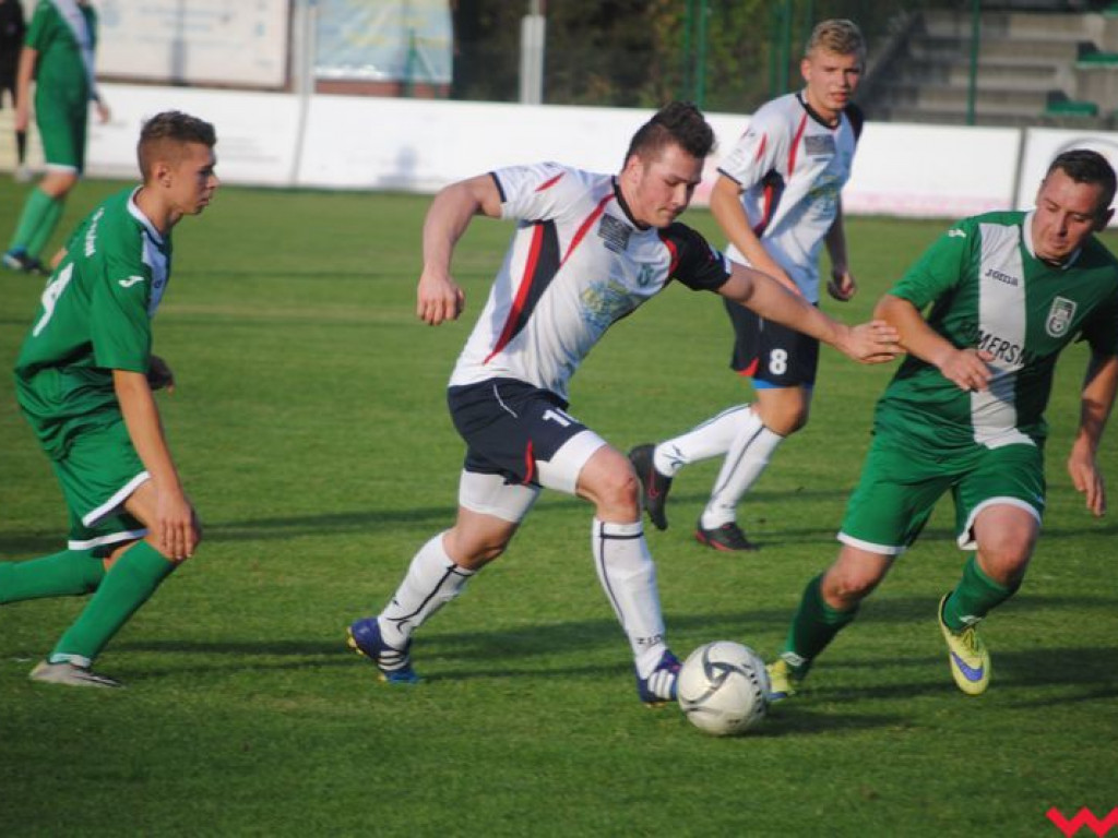 Pierwsze zwycięstwo rezerw Victorii (galeria)