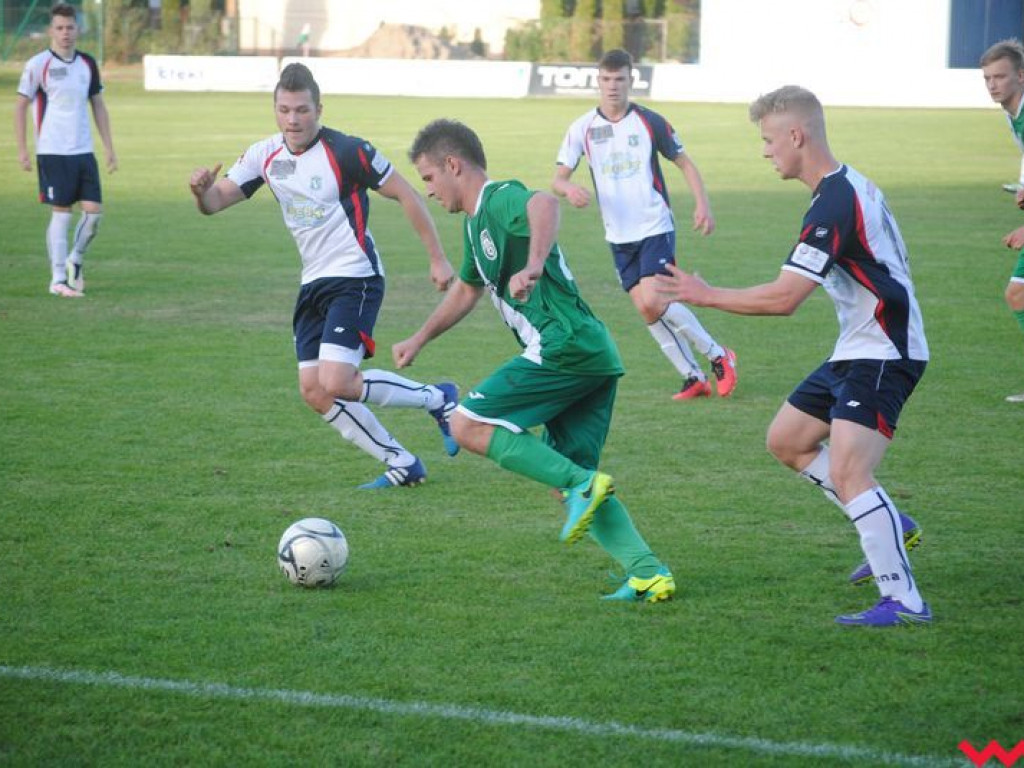 Pierwsze zwycięstwo rezerw Victorii (galeria)