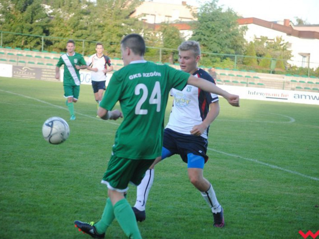 Pierwsze zwycięstwo rezerw Victorii (galeria)