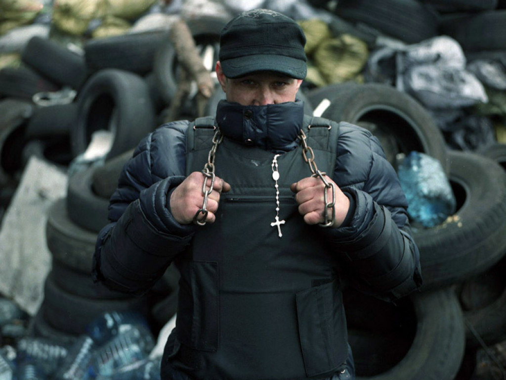 Aleksander Czekmieniew, Kijów: Bojownicy Majdanu