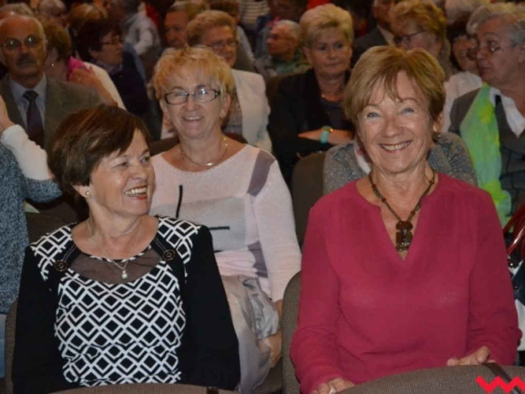 Seniorzy z indeksami (galeria)