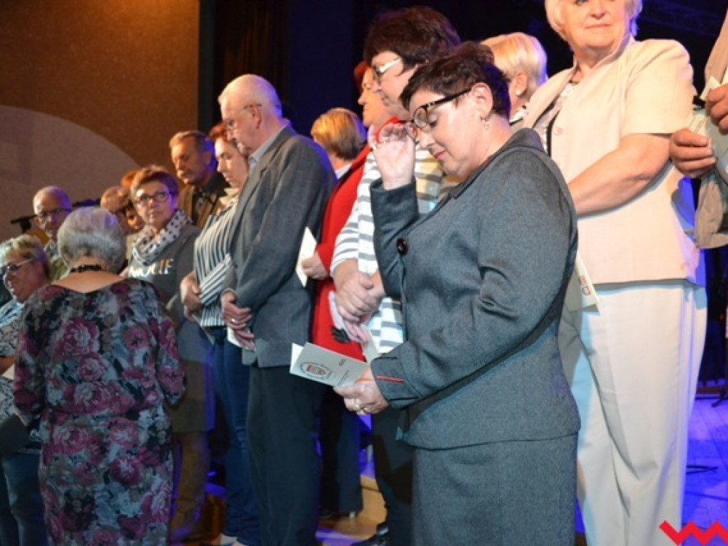 Seniorzy z indeksami (galeria)