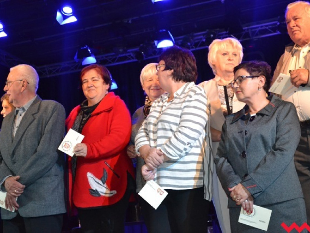 Seniorzy z indeksami (galeria)