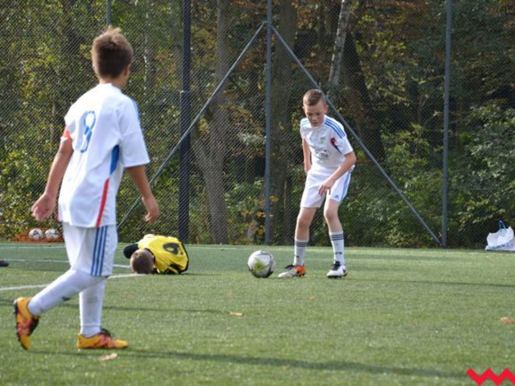Piłkarze walczyli o punkty, rodzice dopingowali (galeria)