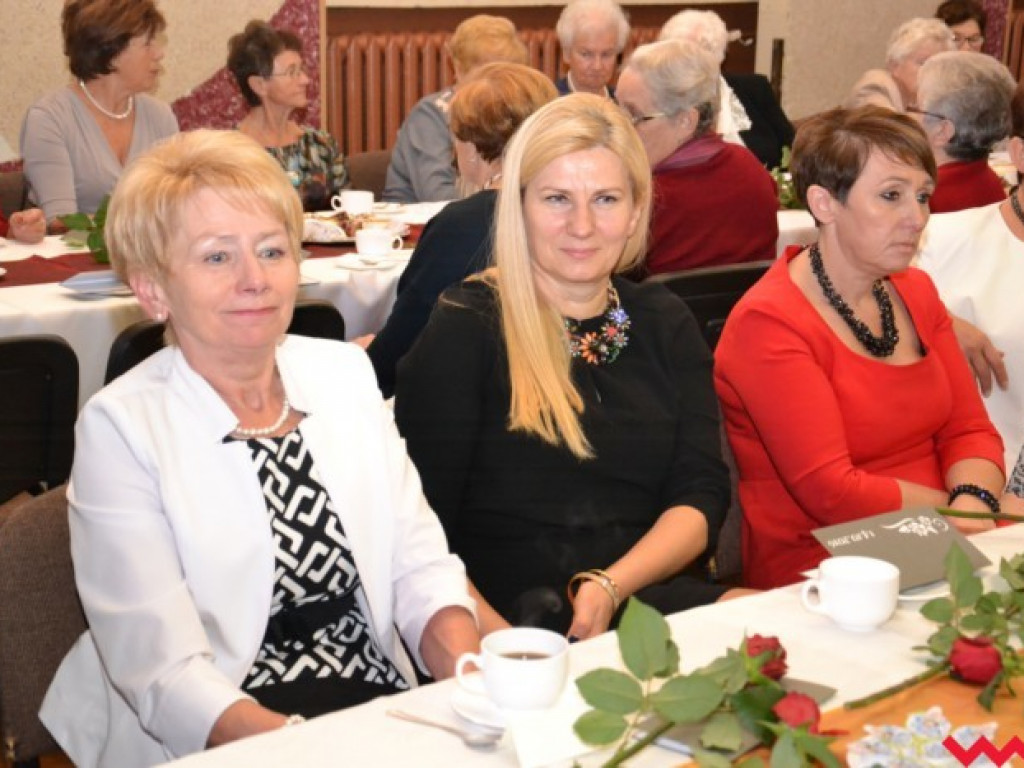 Burmistrz nagrodził oświatowców (galeria)