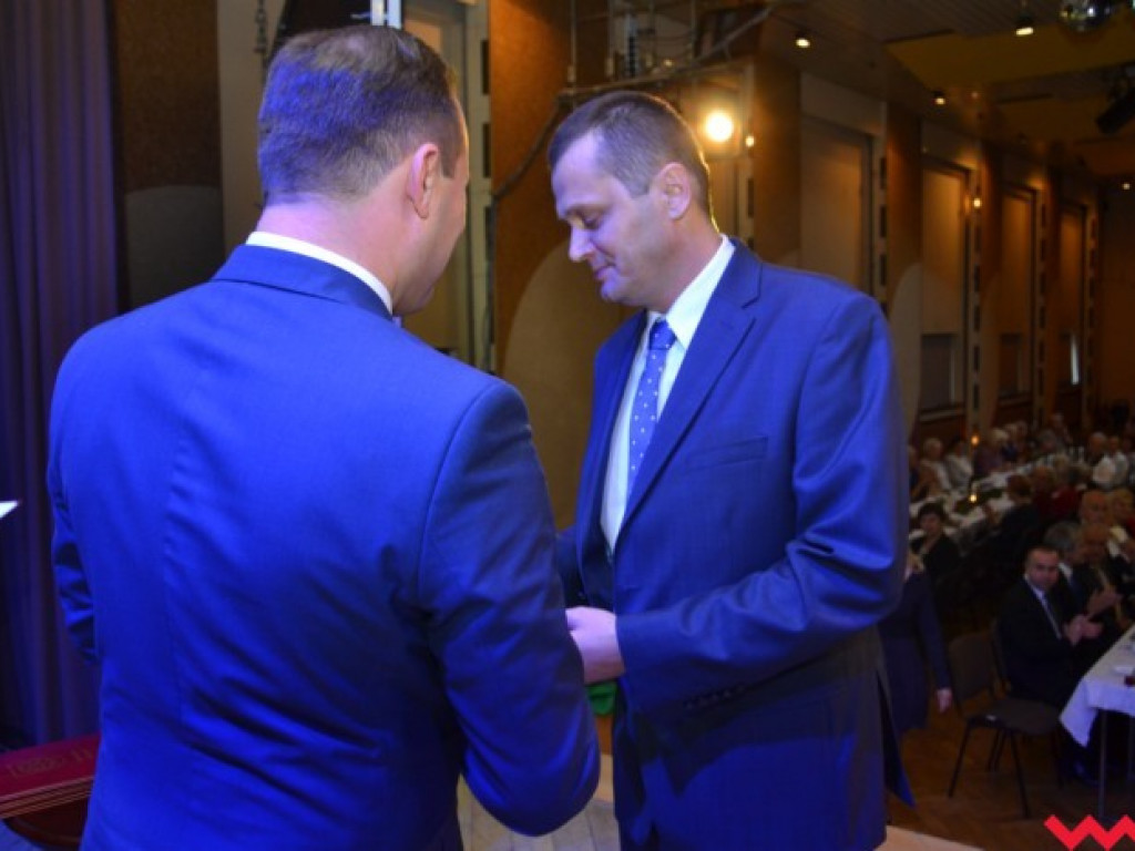 Burmistrz nagrodził oświatowców (galeria)