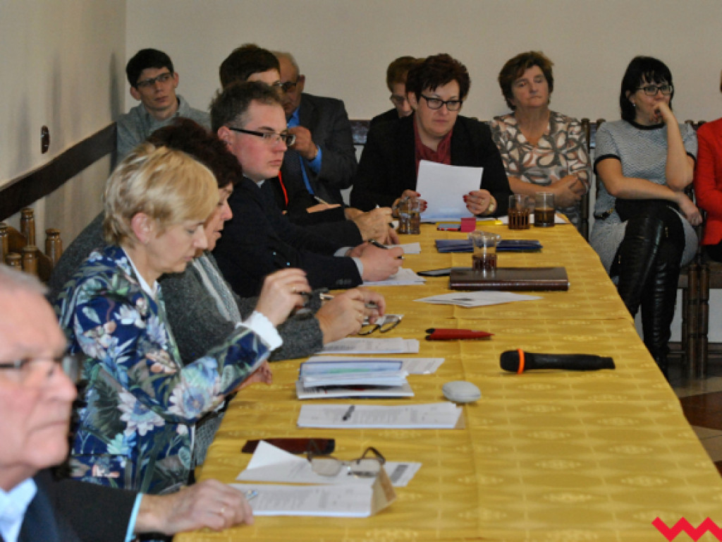 Radni podjęli jednomyślną decyzję w sprawie budżetu 2017