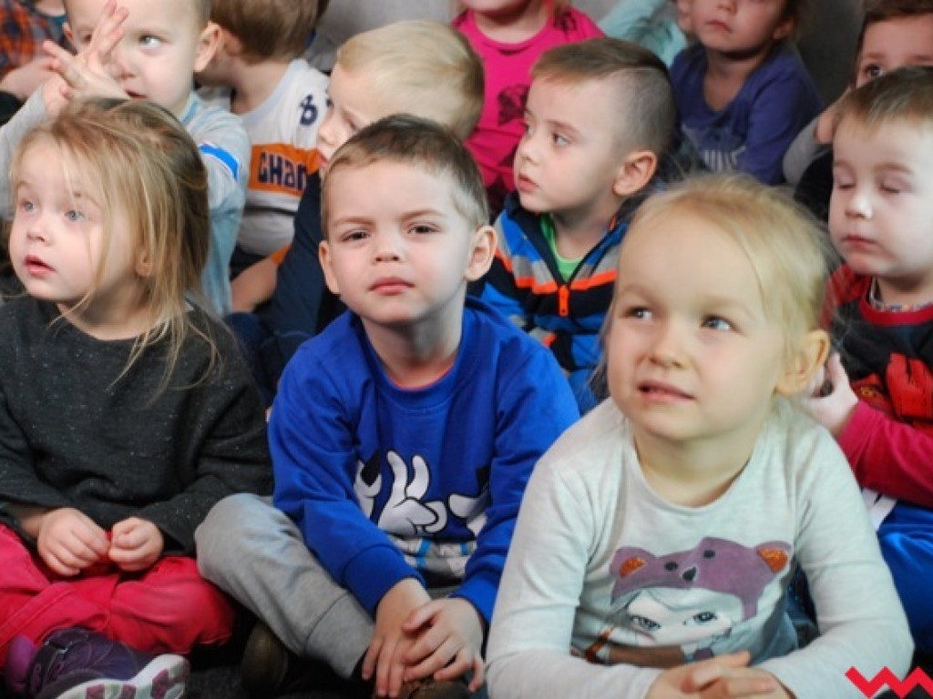 Dzieci z przedszkola „Bonifacy” w MIłosławiu z wizytą w redakcji „Wiadomości Wrzesińskich”