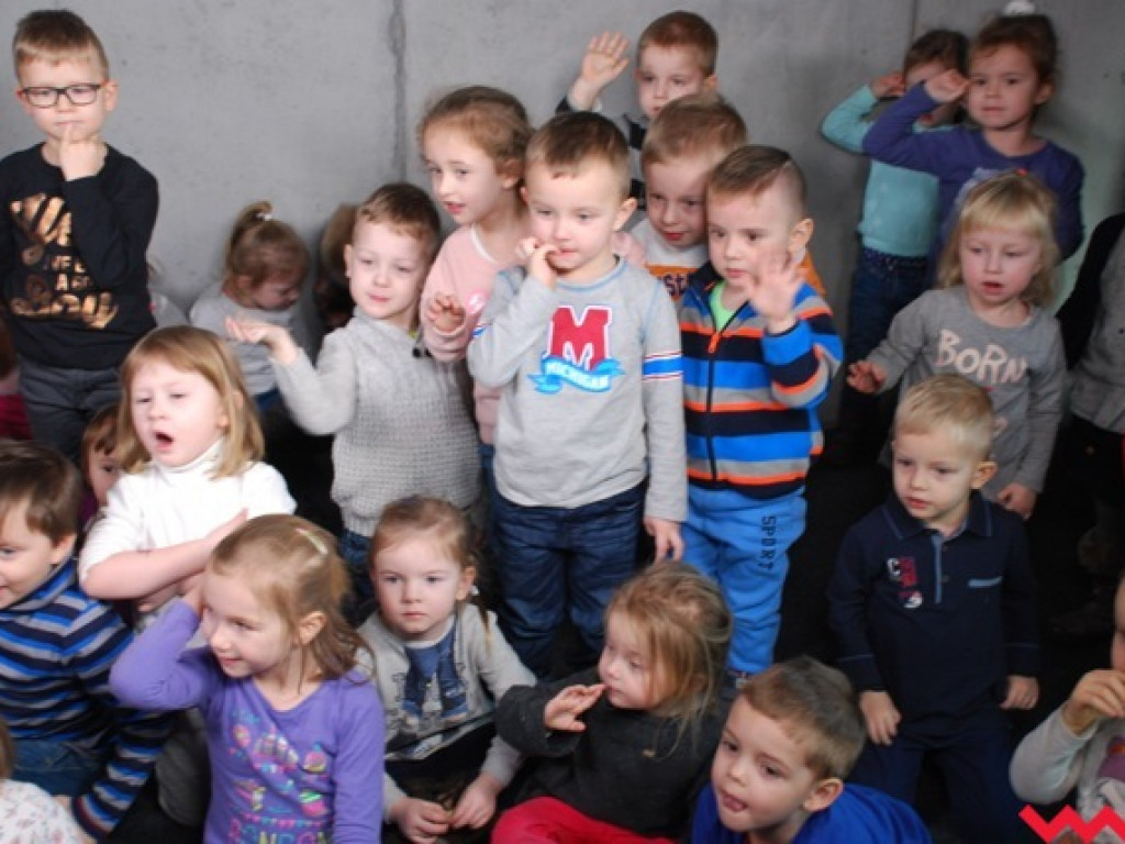 Dzieci z przedszkola „Bonifacy” w MIłosławiu z wizytą w redakcji „Wiadomości Wrzesińskich”