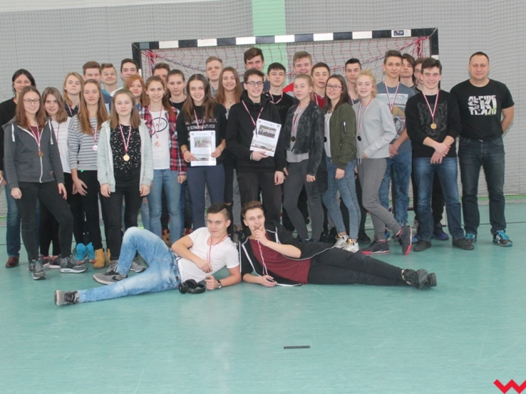 Mistrzostwa Powiatu Wrzesińskiego w piłce ręcznej chłopców i dziewcząt gimnazjum