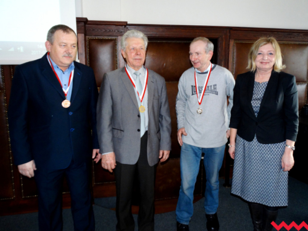 Rekordowa frekwencja na szachowych mistrzostwach. Organizatorzy pamiętali o bogatej historii