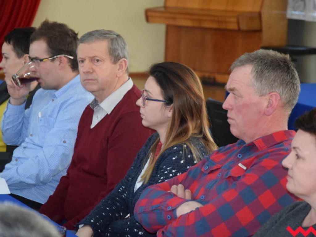 Mieszkańcy Sokolnik chcą od radnych pomocy w blokowaniu budowy fermy drobiu