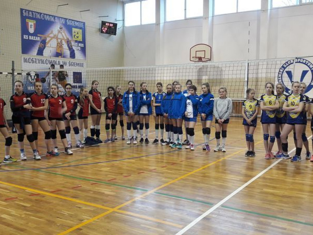 Siatkarki SSP nr 1 Września z awansem do finału wojewódzkiego