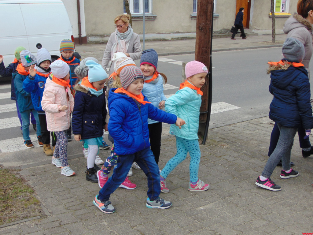 Przedszkolaki  z Pyzdr powitały pierwszy dzień wiosny