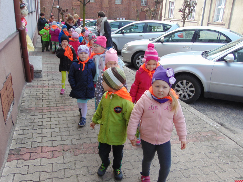 Przedszkolaki  z Pyzdr powitały pierwszy dzień wiosny