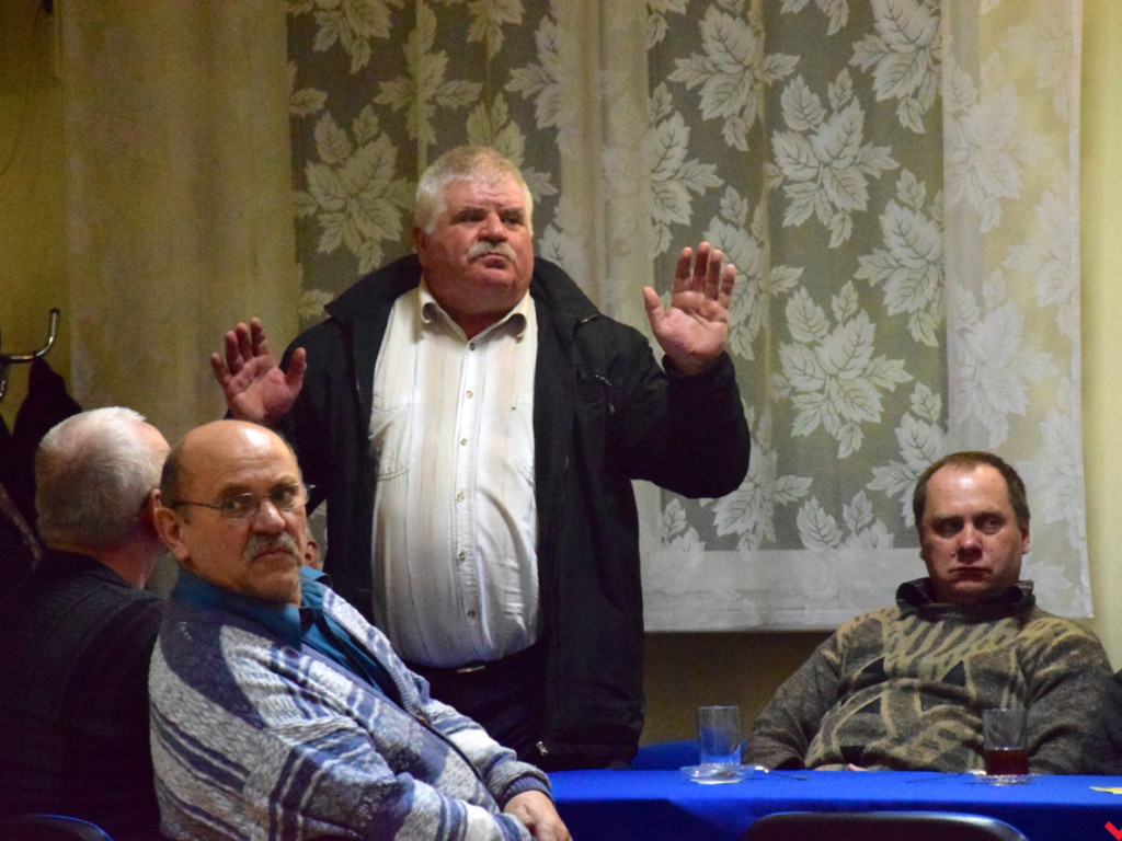 Żale rolników i protesty mieszkańców na zebraniu wiejskim w Kołaczkowie