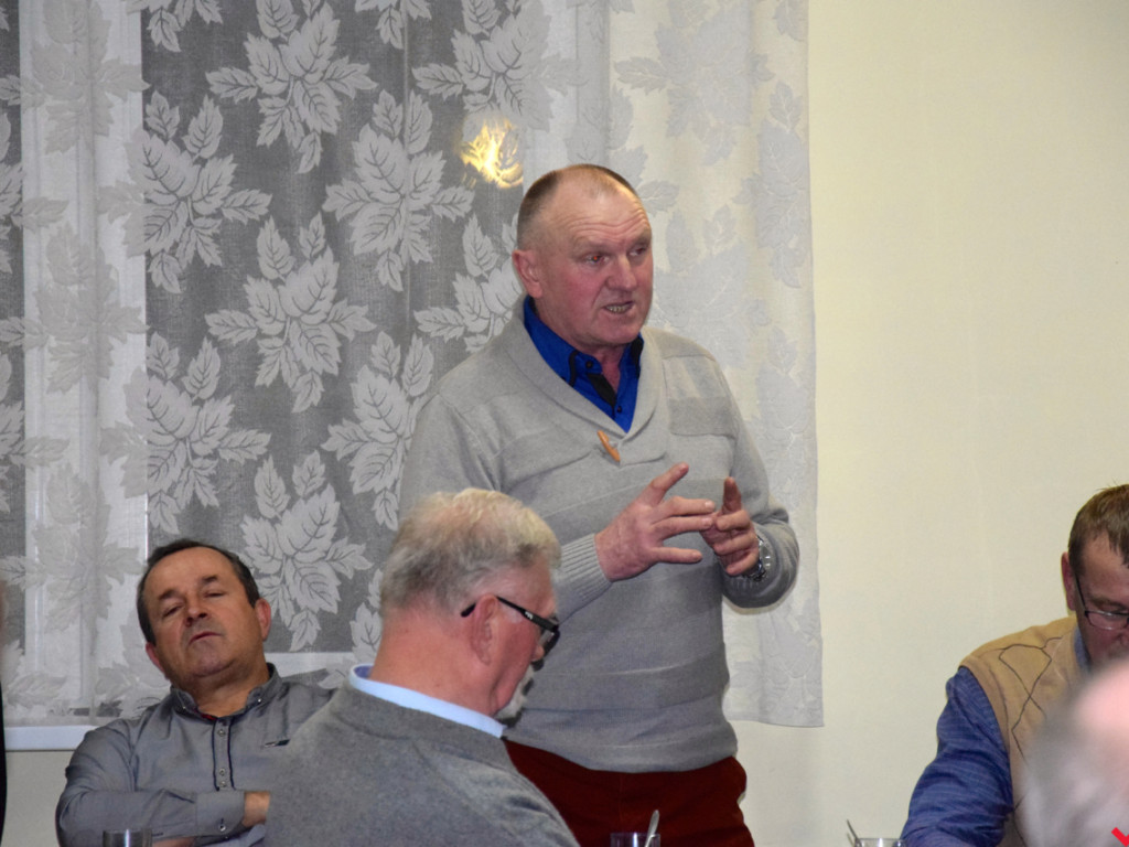 Żale rolników i protesty mieszkańców na zebraniu wiejskim w Kołaczkowie