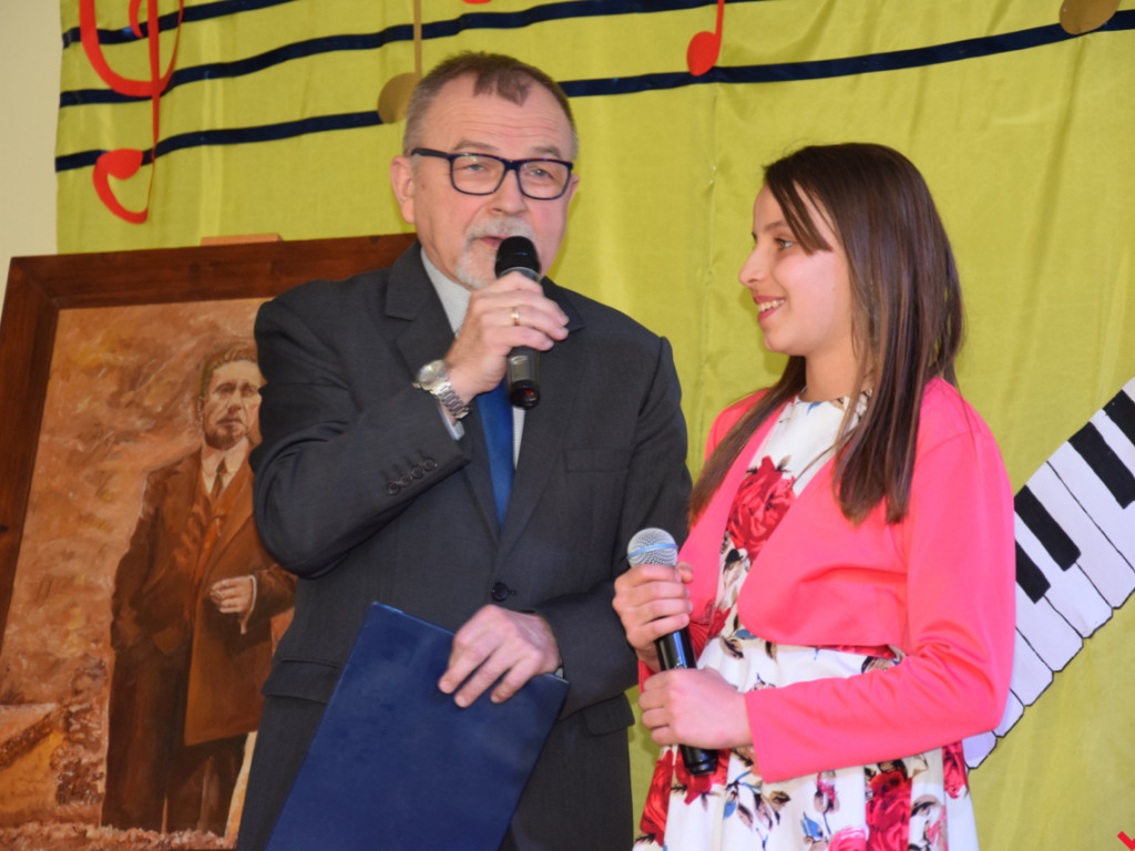 Ćwierć wieku przeglądu muzycznego „Szansa na sukces” w Kołaczkowie. Tym razem śpiewali dla Reymonta