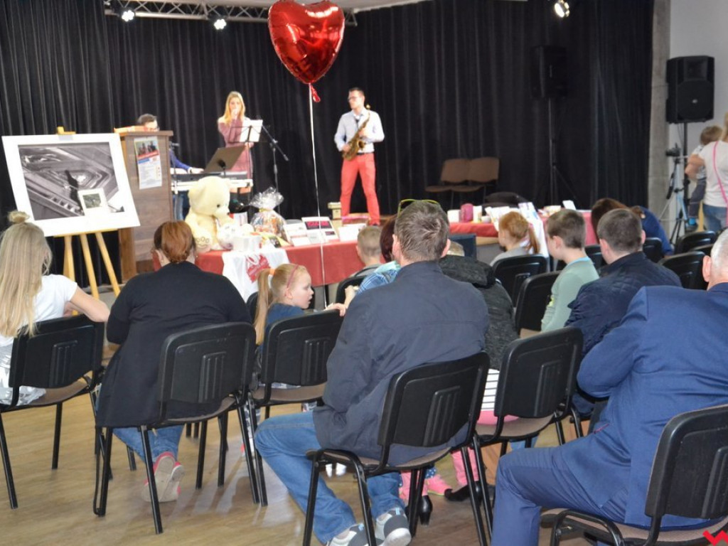 Bardzo udany koncert charytatywny. Zebrano kilkanaście tysięcy zł na leczenie Asi Bazylczuk