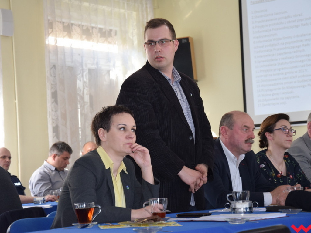 Radni stanęli po stronie mieszkańców Sokolnik. Budowa fermy drobiu została zablokowana na pewien czas