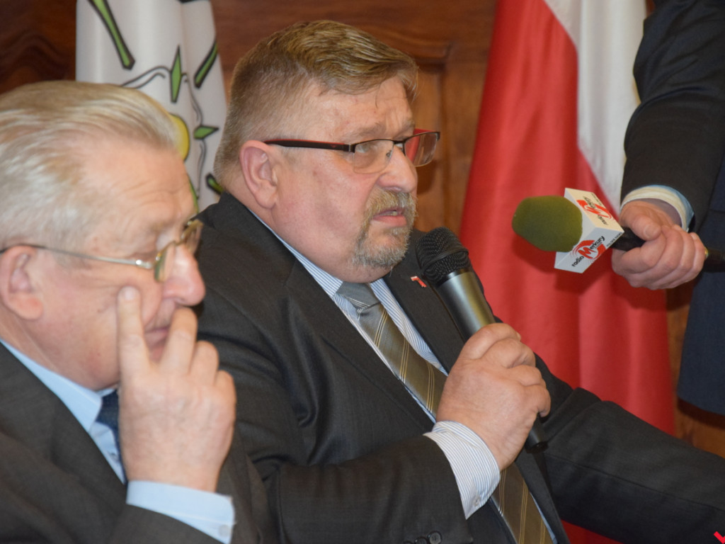 Po dekadzie wraca sprawa budowy fontanny na rynku. Burmistrz nie mówi ani tak, ani nie