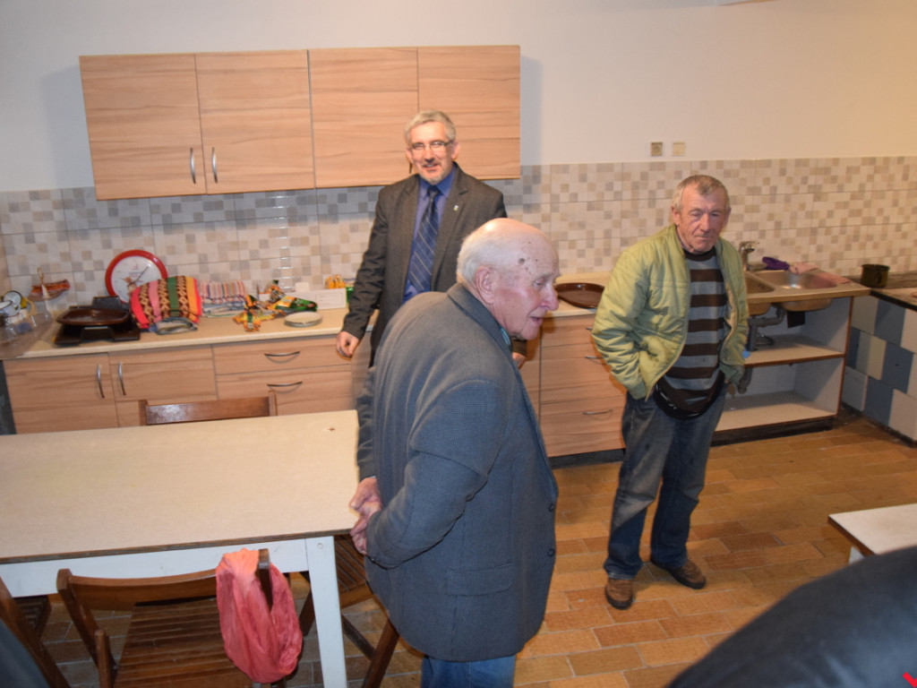 Panie starosto! Potrzebny jest chodnik w centrum Krzywej Góry