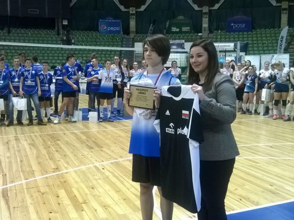 Sukces siatkarzy Gimnazjum nr 2 we Wrześni, kolejny medal Gimnazjady w ich kolekcji (galeria)