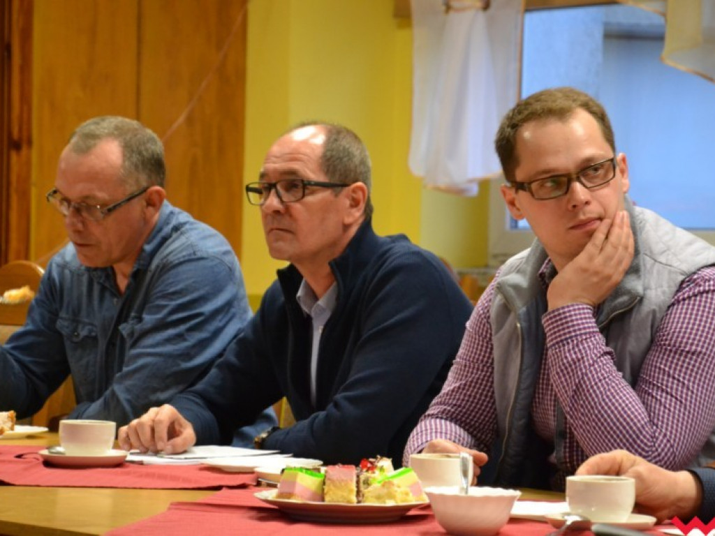 Skikiewicz pokłócił się z Barszczem na zebraniu wiejskim