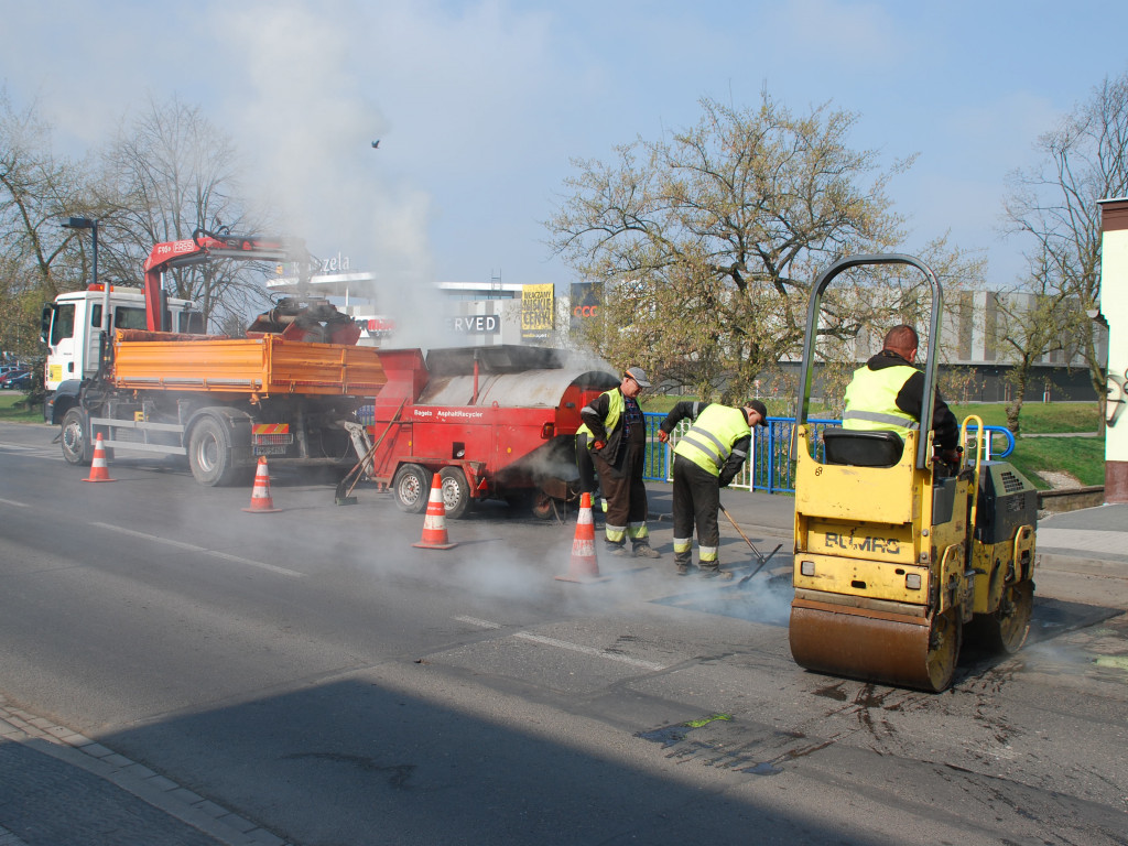 Prace drogowe idą pełną parą