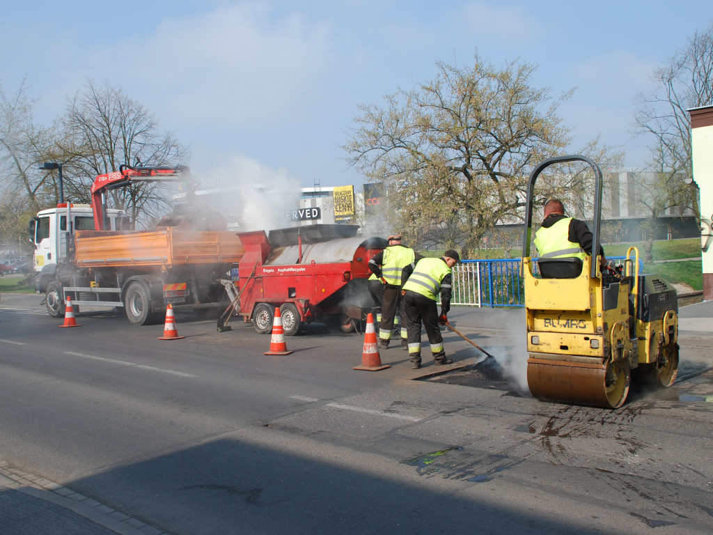 Prace drogowe idą pełną parą