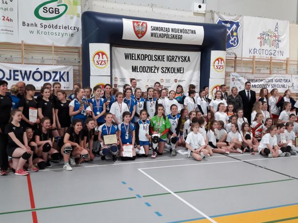 Wielki sukces siatkarek SSP nr 1, wrześnianki zdobyły srebrny medal XVIII Igrzysk Młodzieży Szkolnej (galeria)