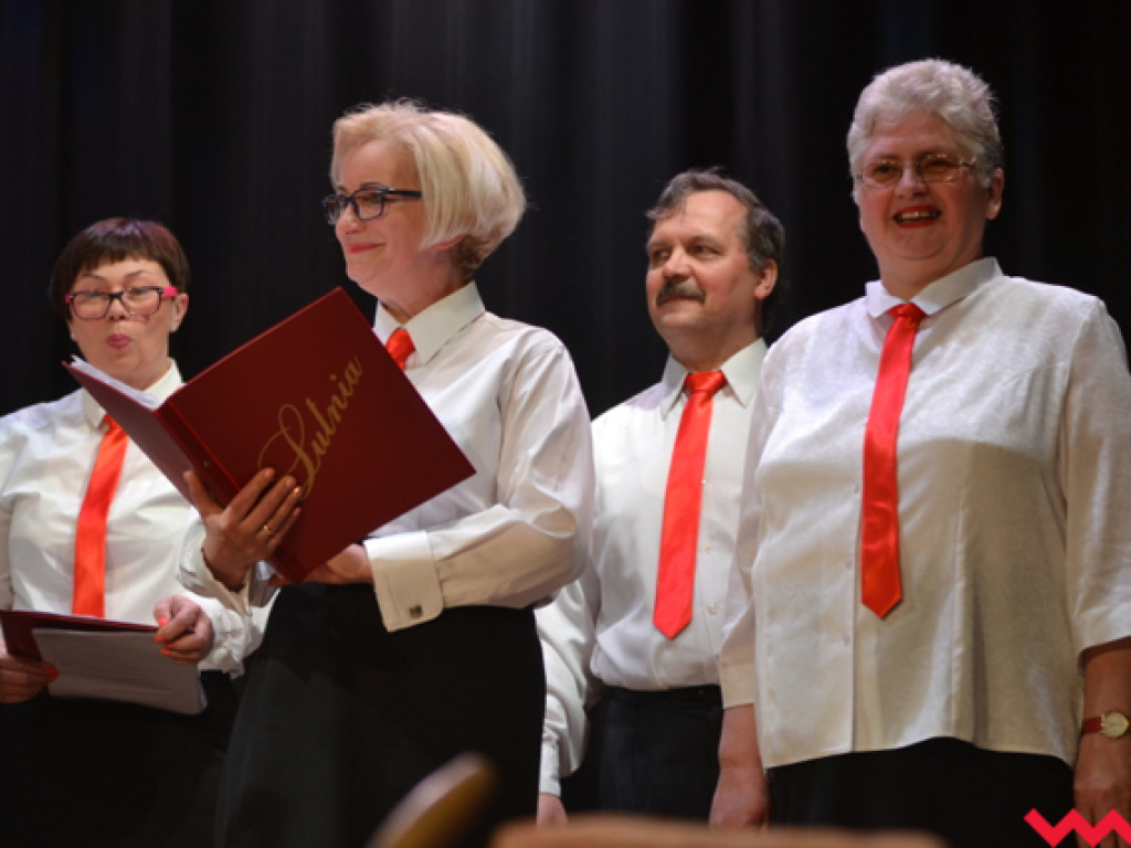 Muzyczna podróż w czasie z chórem Lutnia