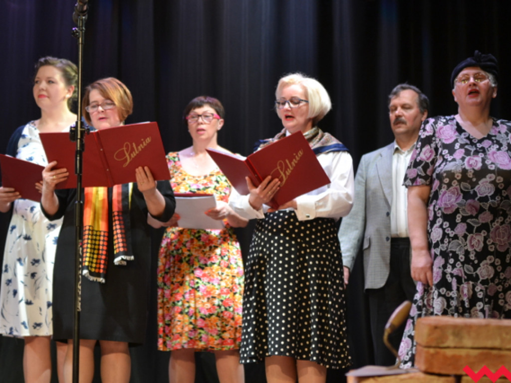 Muzyczna podróż w czasie z chórem Lutnia