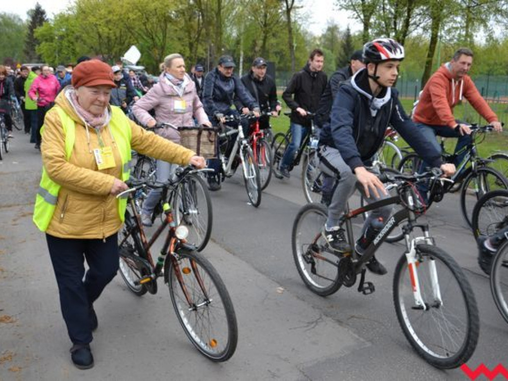 Pogoda dopisała. Po raz kolejny na starcie pojawiły się tłumy