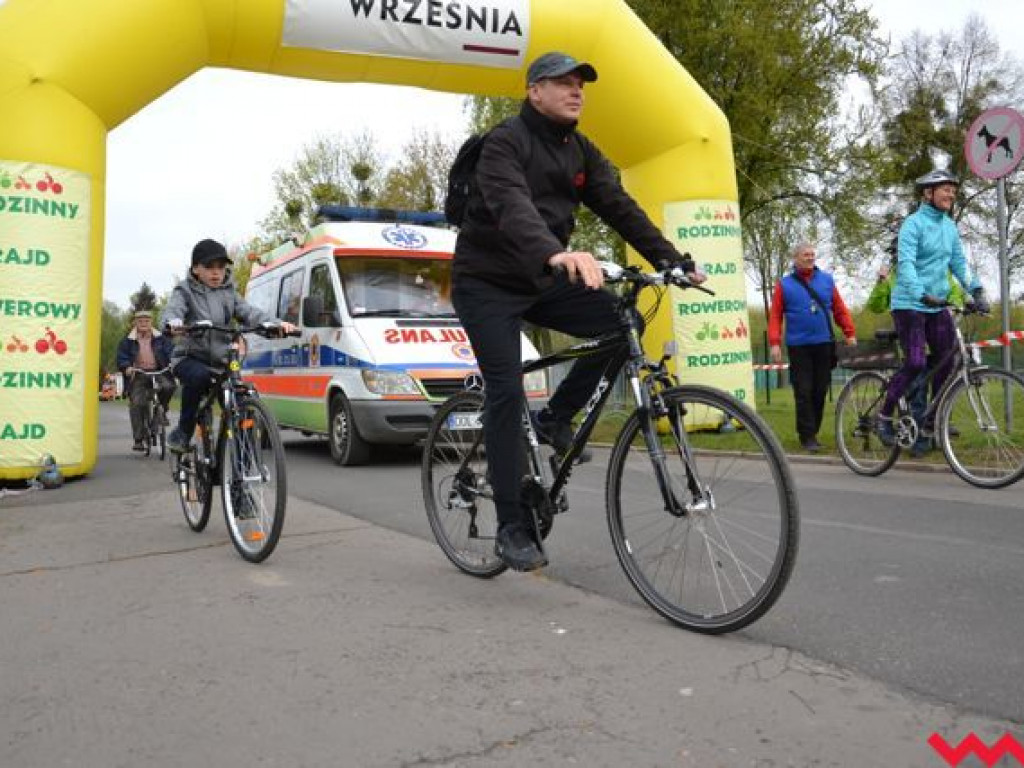 Pogoda dopisała. Po raz kolejny na starcie pojawiły się tłumy