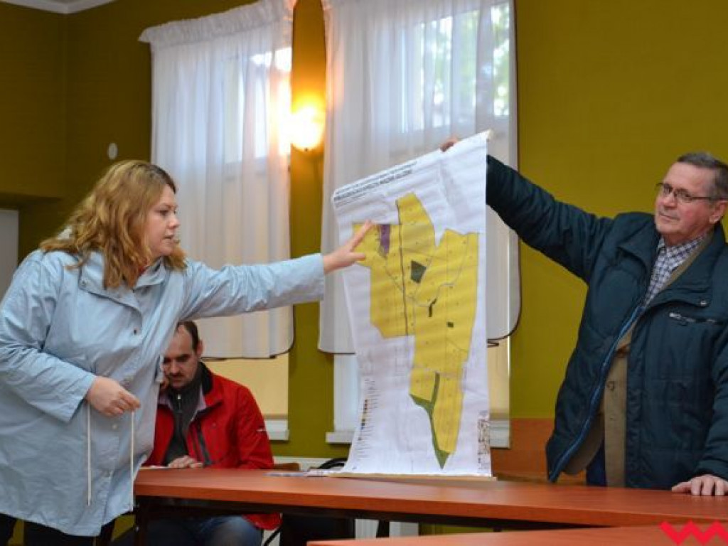 Mieszkańcy zrobieni w bambuko przez starostę