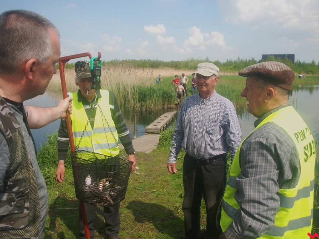  Udane zawody wędkarskie przy pięknej pogodzie