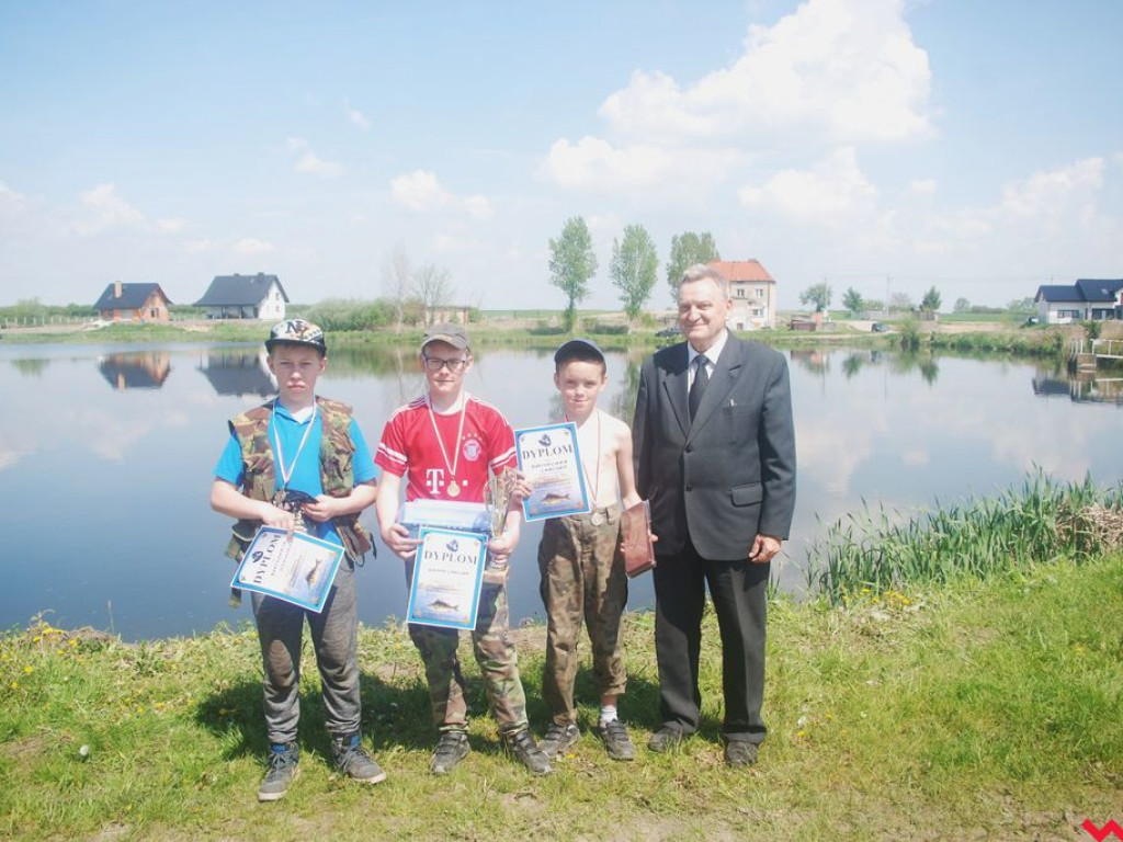  Udane zawody wędkarskie przy pięknej pogodzie