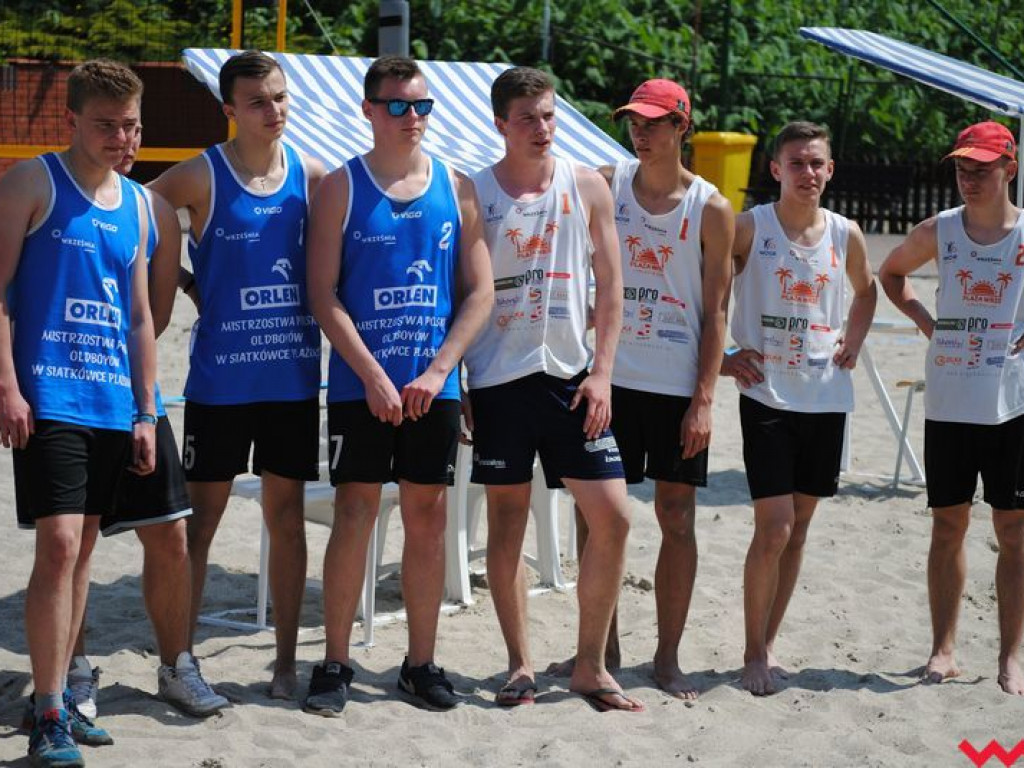 Mistrzowie Powiatu Licealiady w siatkówce plażowej dziewcząt i chłopców wyłonieni