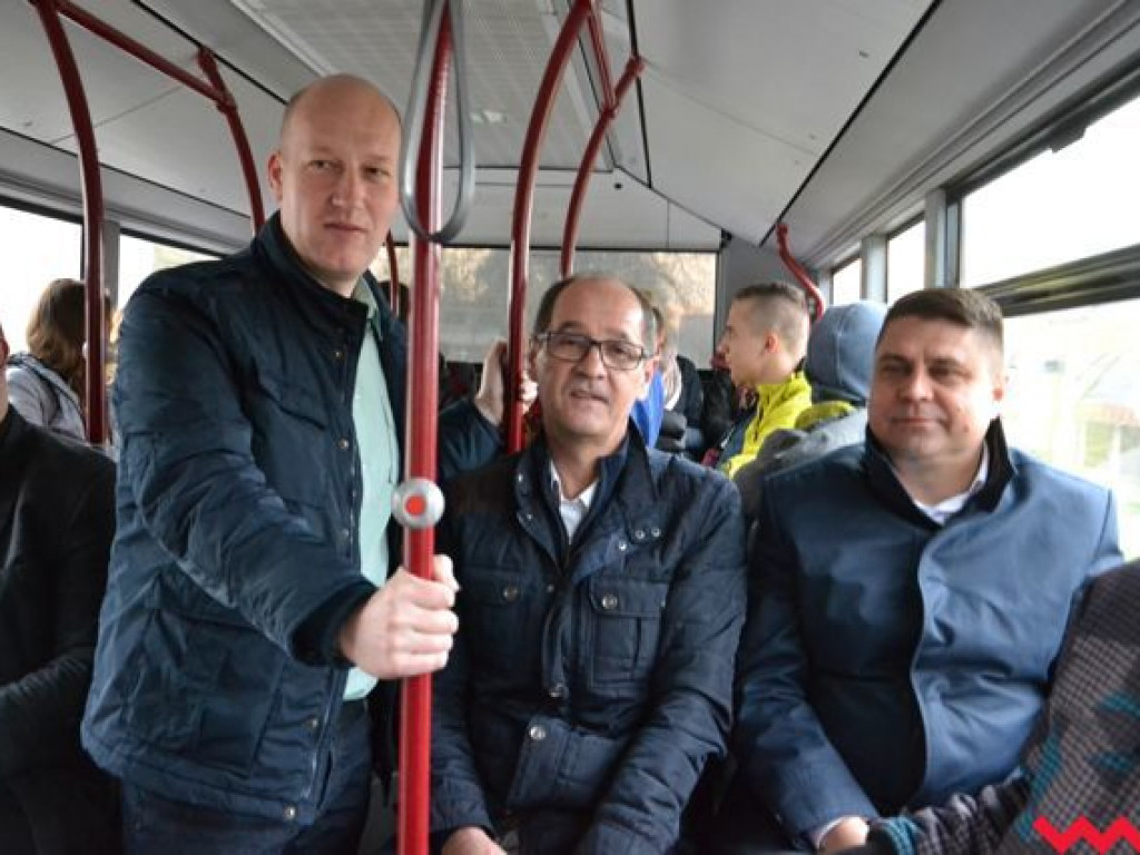 Strzał w dziesiątkę. Bezpłatna komunikacja wypaliła