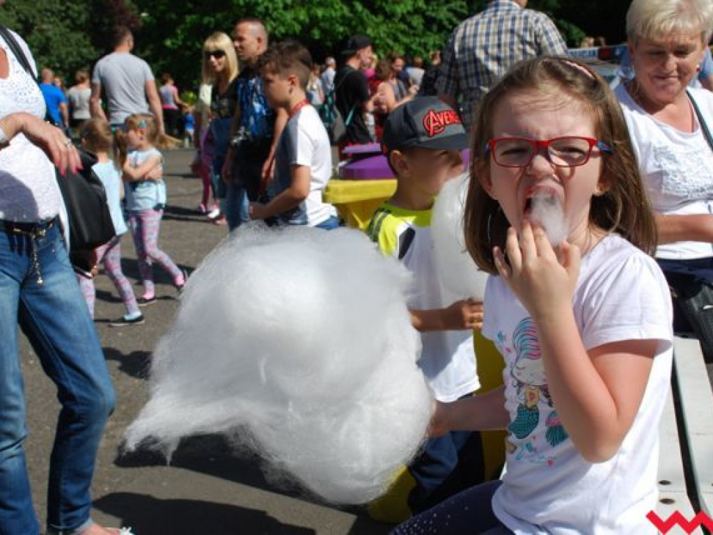 Disneyland odwiedził Wrześnię – Dzień Dziecka w  parku im. Dzieci Wrzesińskich