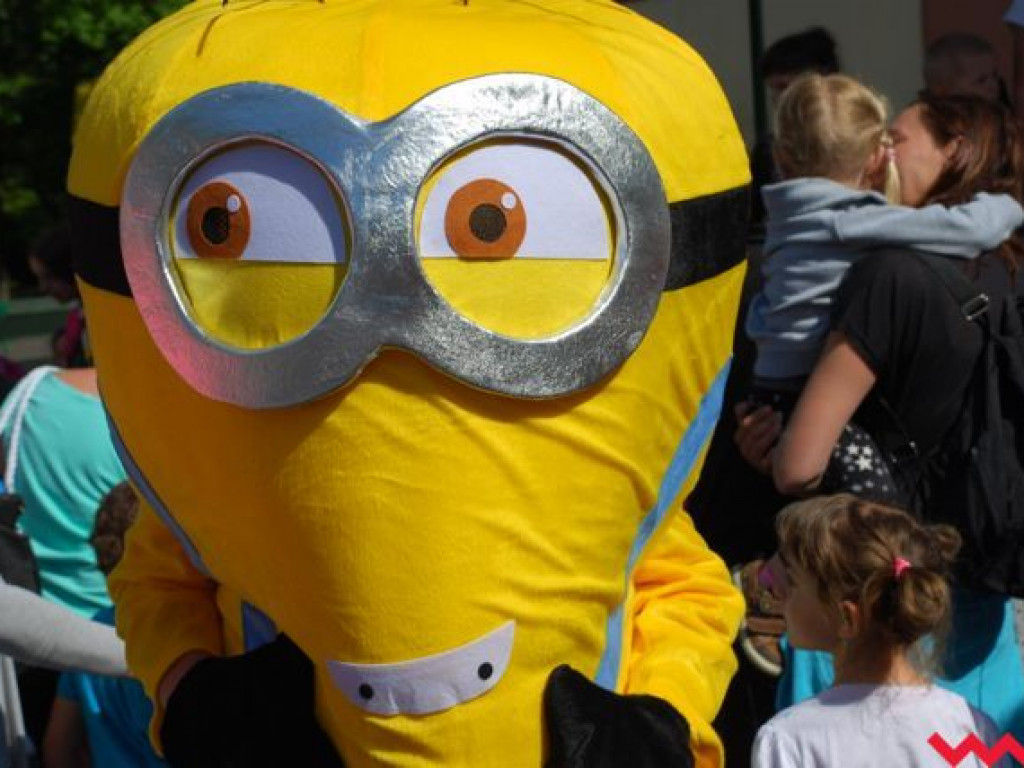 Disneyland odwiedził Wrześnię – Dzień Dziecka w  parku im. Dzieci Wrzesińskich