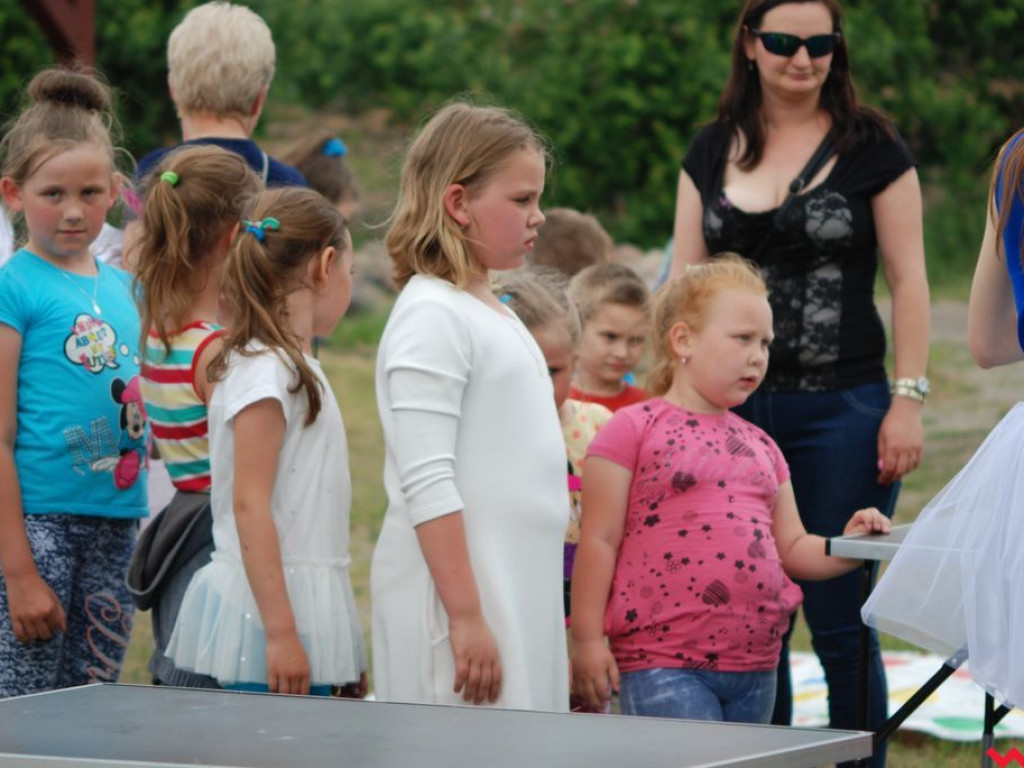 Smerfny Dzień Dziecka przyciągnął tłumy pyzdrzan