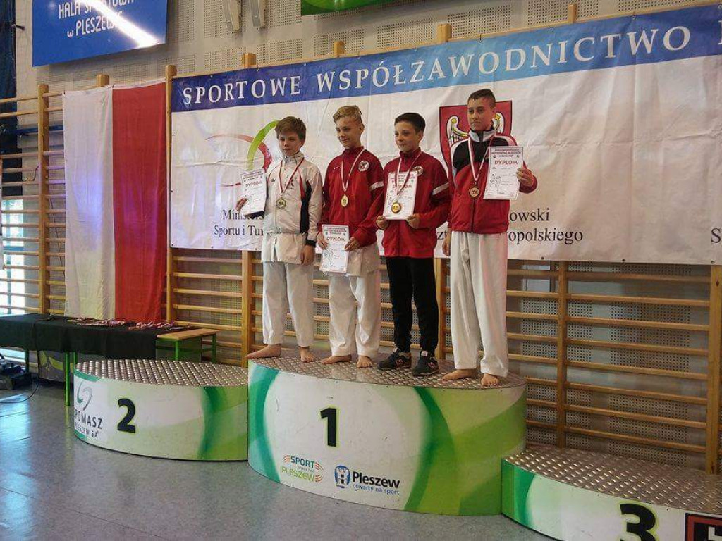 Bardzo aktywny tydzień zawodników Wrzesińskiego Klubu Karate, wrześnianie z medalami przywiezionymi z Pleszewa i Wągrowca (galeria)