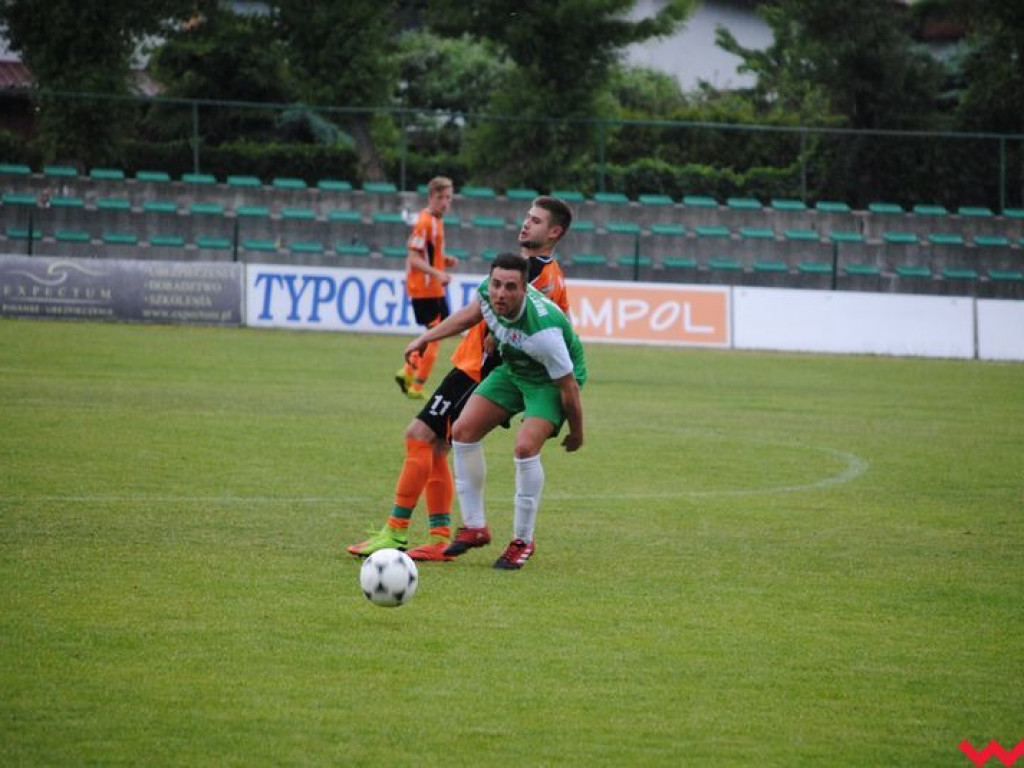 Derby dla Warty, rezerwy Victorii Września musiały uznać mniej chaotycznych w decydujących momentach graczy z Pyzdr (galeria)