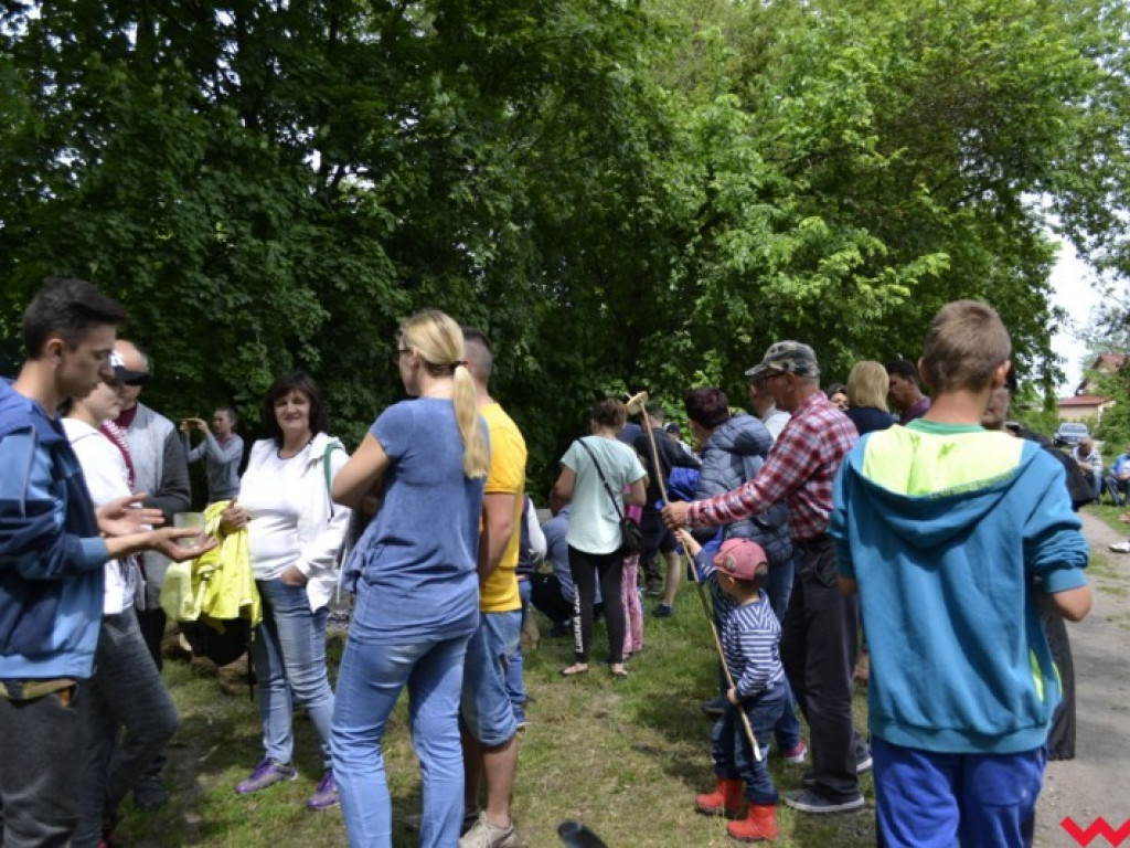 Zaprosili dzieci i młodzież na zawody wędkarskie